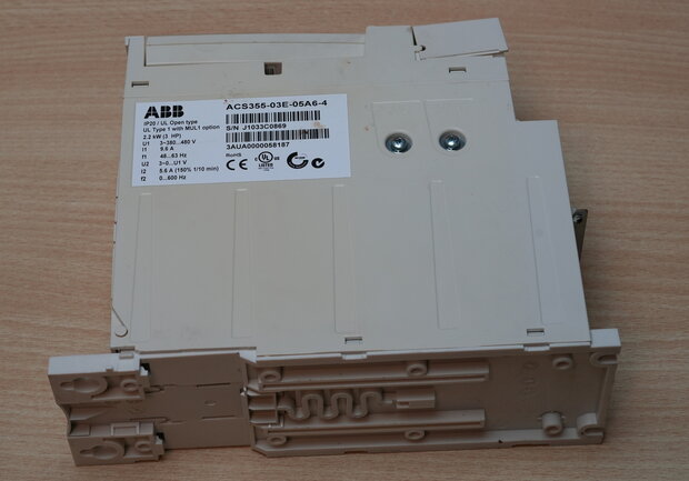 ABB ACS355-03E-05A6-4 Inverter Drive 2.2 kW, 3-phase, 5.6A