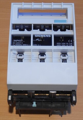 Siemens Indus.Sector NH00-Zekering hoofdschakelaar 160A 3NP4076-1CF01