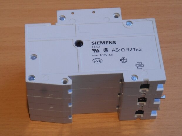 Siemens 5SX23 C2 installatieautomaat 3P 400V
