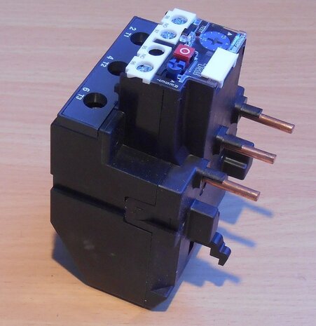 Schneider Electric overload relay LRD 3322 17-25A