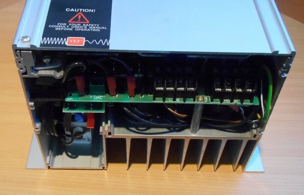 175H7238 Danfoss VLT 3002 380-415V 1.1 KW Inverter