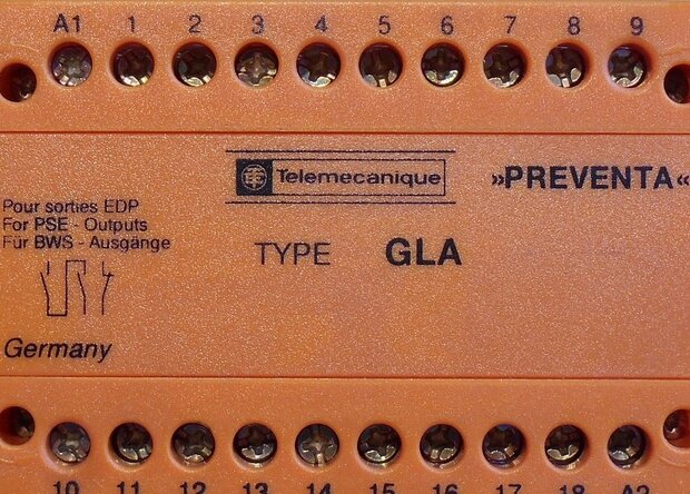 Telemecanique stuurrelais relais GLA AC15-C300 GLA24VDC