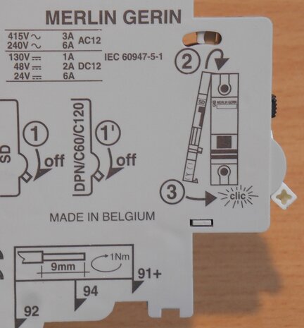 Schneider Merlin Gerin fault signaling contact 26927