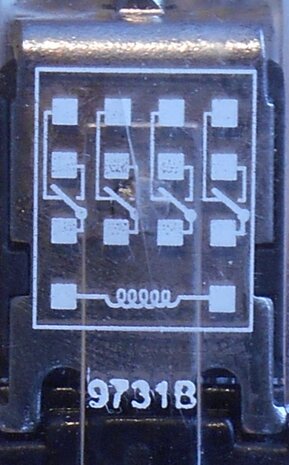 Allen Bradley 700-HC24Z24 relais 24VDC 4PDT 5A