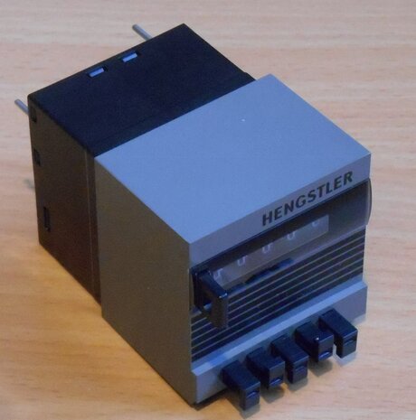 Hengstler Impulse meter 230VAC 0 446 790