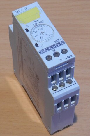 SCHLEICHER NGD 31 time relay two outputs 24/240 V AC / DC
