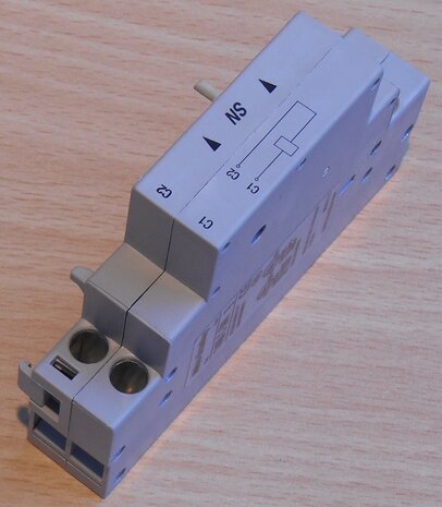 Allen Bradley 140M-C-SNA shunt release 240-260V 60Hz