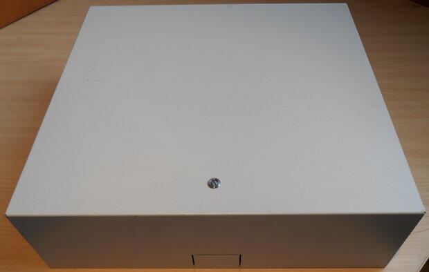 Siemens S24230-C512-A1 housing cabinet S24230-C512-A1-15 ES04