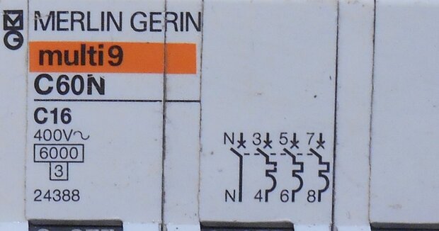 Merlin Gerin C60N 3P+N C16 installatieautomaat 4P 16A 24388