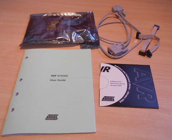 Atmel STK500 AVR starter kit ATSTK500