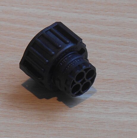 TE Connectivity 1-967325-3 round connector 21 poles