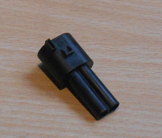 Lear 357 973 332 Male Connector 2P 357973332