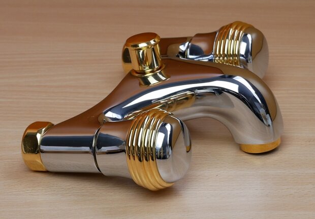 Feliu fine 9555 Elegance bath mixer chrome / gold incl. Shower head