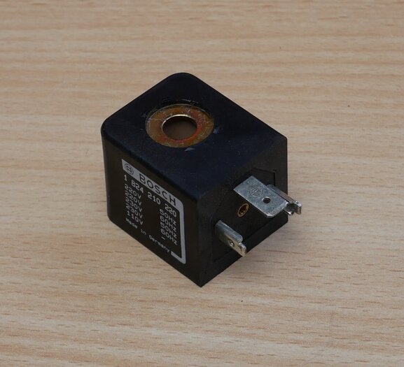 Bosch 1824210220 Ventilspule 110VDC 230VAC  Stecker Soleniod Connector 90119.2 